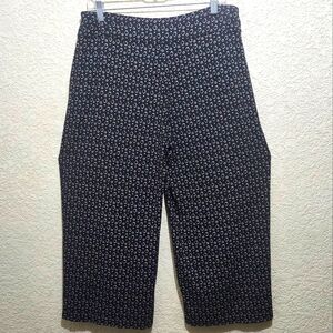 J.Jill Pleated Full-Leg Cropped Black and White Patterned Pants